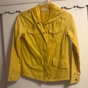 💛 Yellow Jacket - NWOT